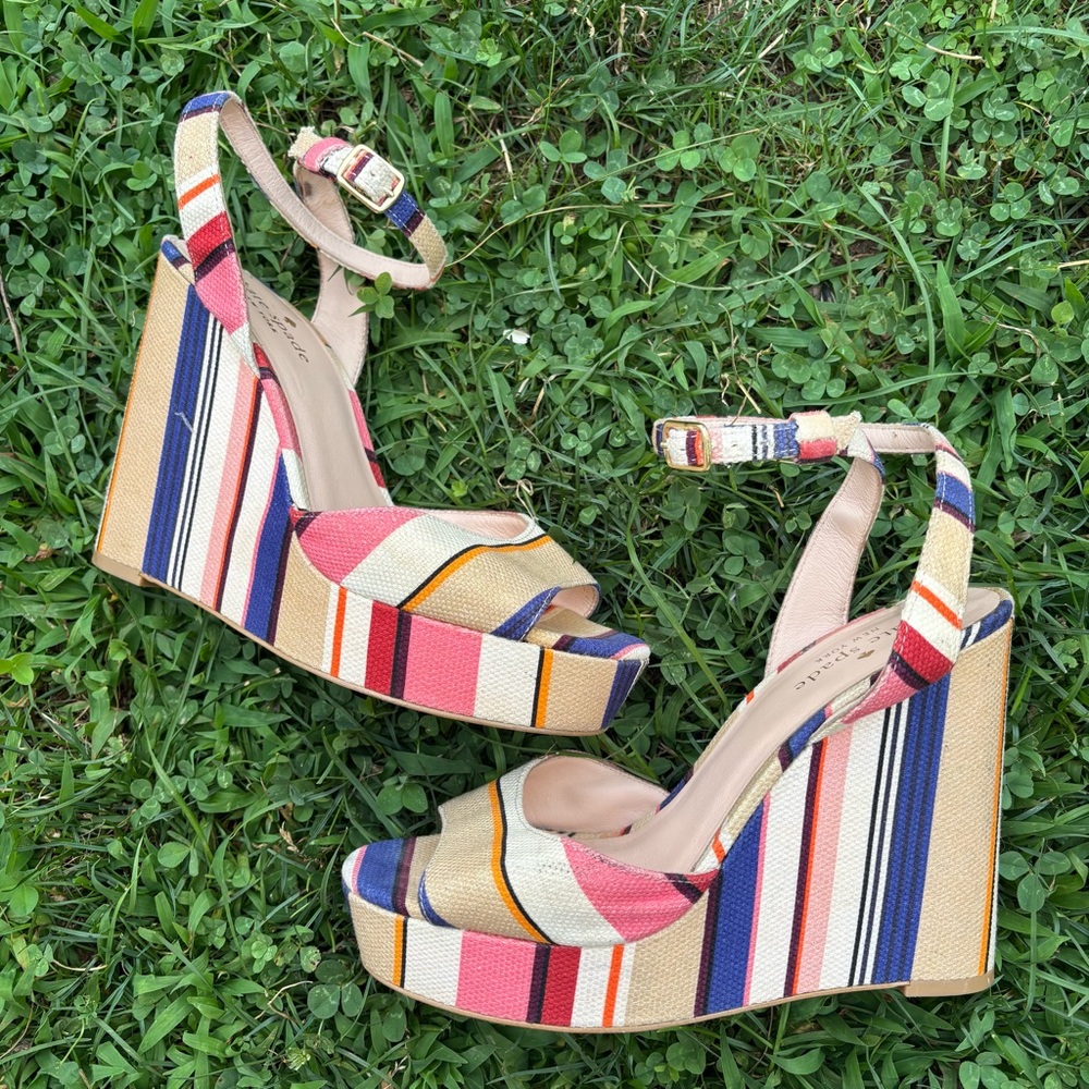 Kate Spade Dellie Wedges striped canvas platform size 7.5